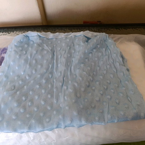 Memory foam anatomical pillow 47x30 with washable protective cover and pillowcase