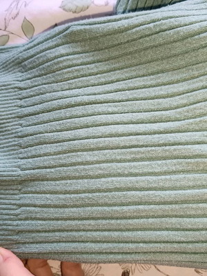 Toi&Moi knitted soft sweater like new, size S