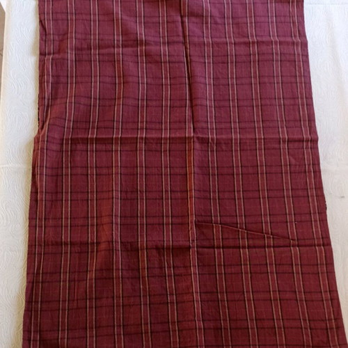 Attrattivo women's neck scarf like new in burgundy shades
