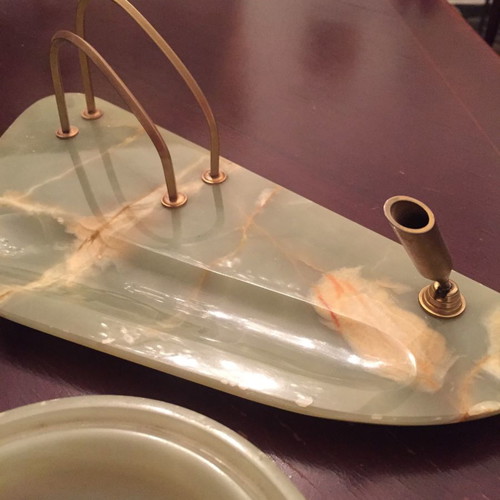 Set of onyx used