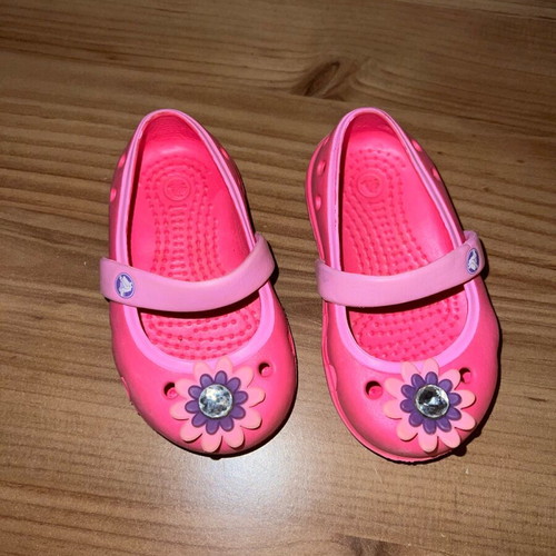 Kids Crocs size 19 like new