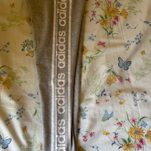 Adidas gray leggings like new with white logo print, size S