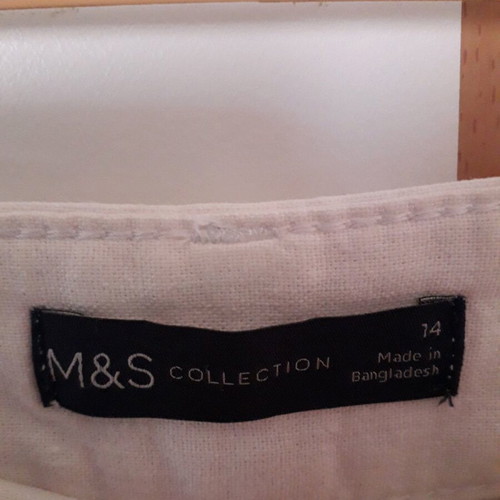 Skirt linen white size 14 Marks & Spencer like new