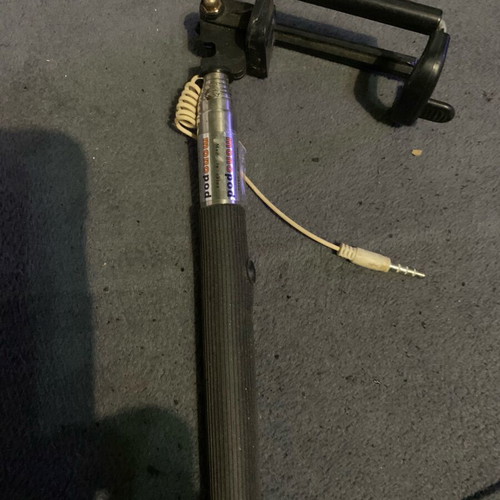 Selfie stick for mobile phone like new