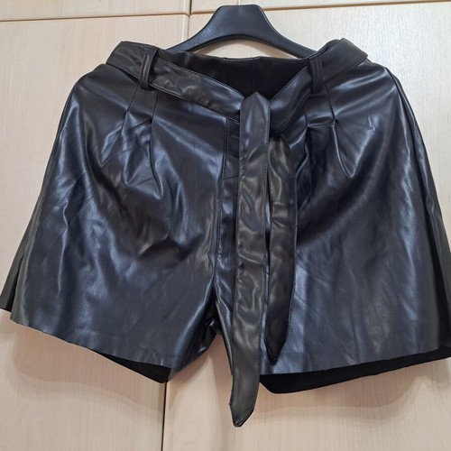 Leather shorts new, size XXL, black