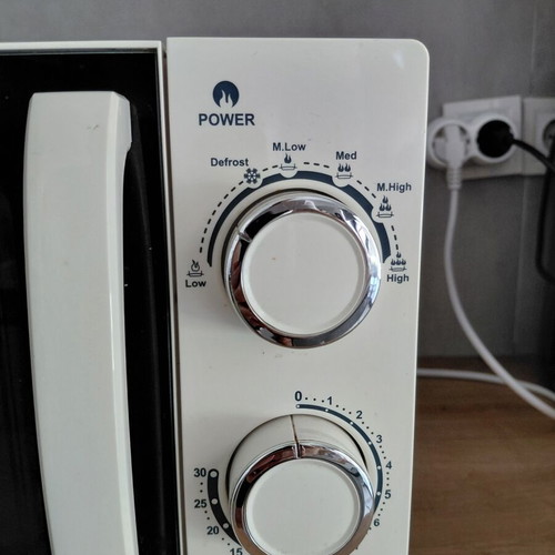 Rohnson R-1719 microwave oven 17L 700W