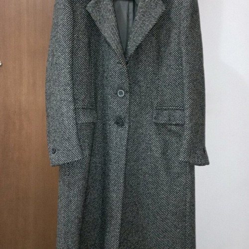 Wool Coat tailor made in classic line, new, black and white