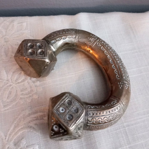 Pharmakero silver 500 bracelet used, large ethnic design