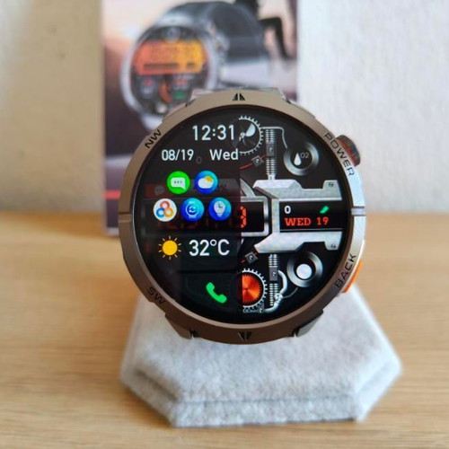 MT68 Smartwatch with 1.7" Full Touch Screen and Metal Bracelet