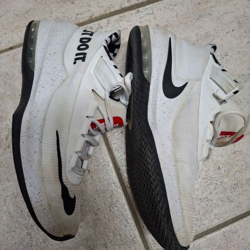 Nike shoes used for boys size 38.5