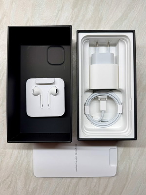 Apple αξεσουάρ iPhone 11 Pro καινούργια, φορτιστής, καλώδιο Lightning, EarPods