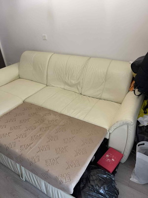 Δερμάτινος καναπές μεταχειρισμένος