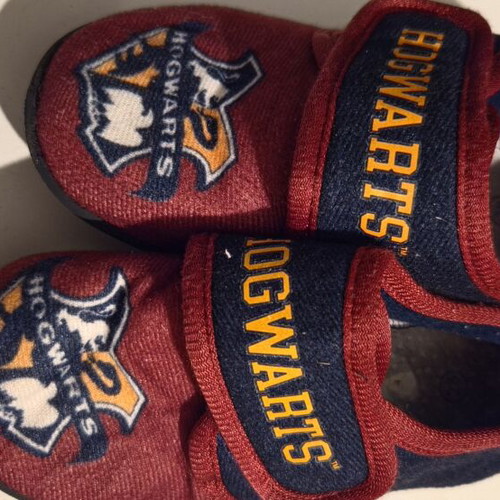 Harry Potter children's slippers like new, size 28