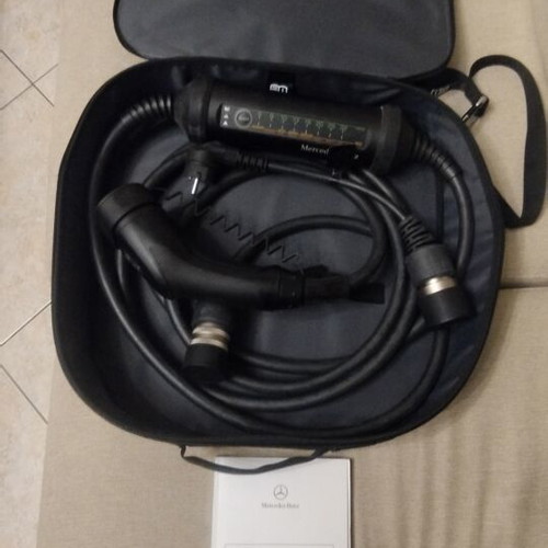 Mercedes-Benz Portable Charger for Electric and Plug-in Hybrid Vehicles like new