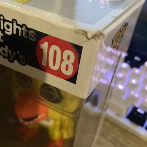 Funko Pop Chica Five Nights at Freddys used