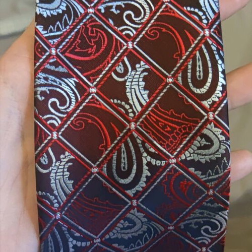 Silk tie new, 9.5cm tip width