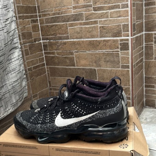 Nike Air Vapormax 2023 Oreo sneakers like new, size 44.5