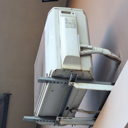 Fuji Inverter Air Condition R410A 24 btu used with Olefini air curtain