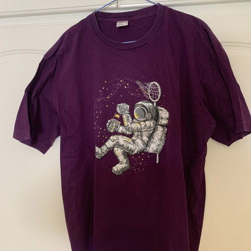 Cotton T-shirt XL used, purple with cosmos astronaut print