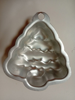 Christmas dessert molds used, set of six, tree shape