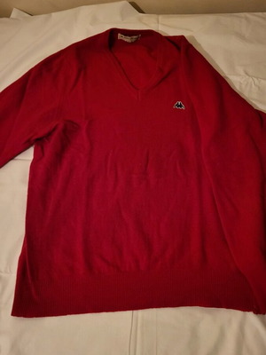 Sweaters from known brands like new, sizes XL and L, pack of 5