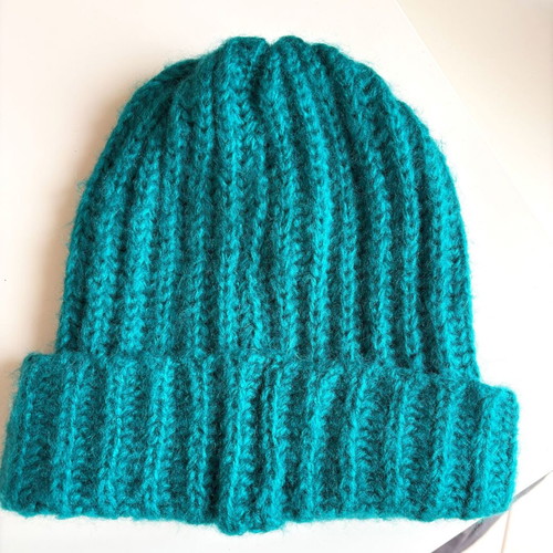 Pull & Bear wool hat petrol like new size M