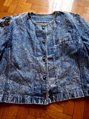 Vintage γυναικείο τζιν μπουφάν σαν καινούργιο, stone wash μπλε