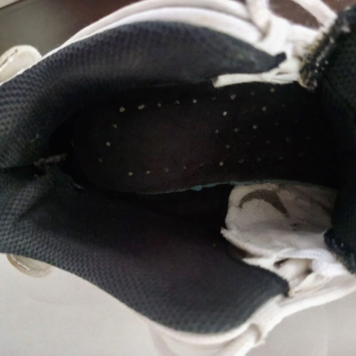Nike Jordan Flight white basketball sneakers used, size 42
