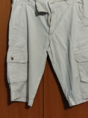 White bermuda shorts like new, size M