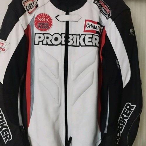 Probiker motorcycle suit new leather size Large for track or road
