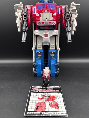 Transformers G1 Powermaster Optimus Prime figure like new with manual