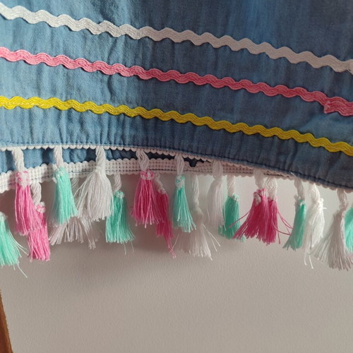 Girl's dress used, size 110 cm, age 4-5 years, slight sleeve discoloration