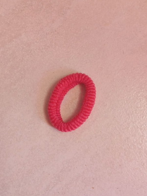 Hair clip in perfect pink color, new