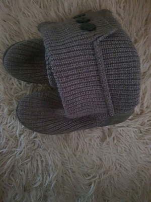 Μπότες Ugg πλεκτές σαν καινούργιες no 40-41 με δώρο τσάντα Doca γκρι