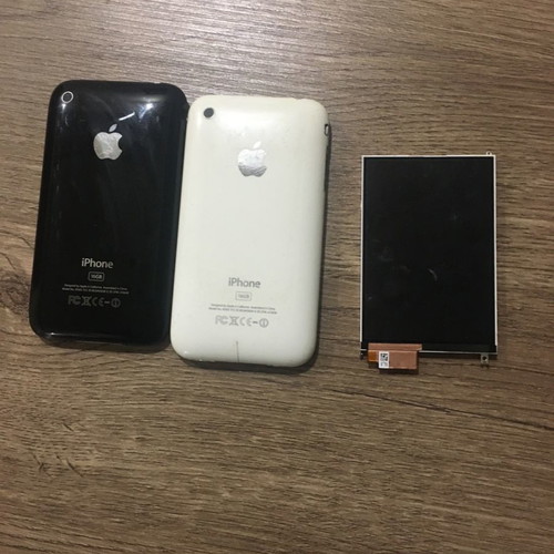 iPhone 3GS parts used, all together
