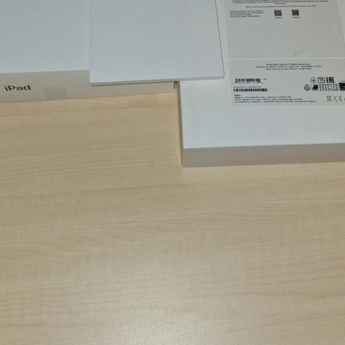 Apple iPad 9th Gen 10.2" Wi-Fi 64GB Space Grey new with case