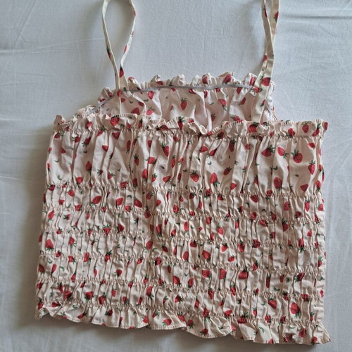 Zara Strawberry Smocked Camisole Top like new, size 152 cm, age 12
