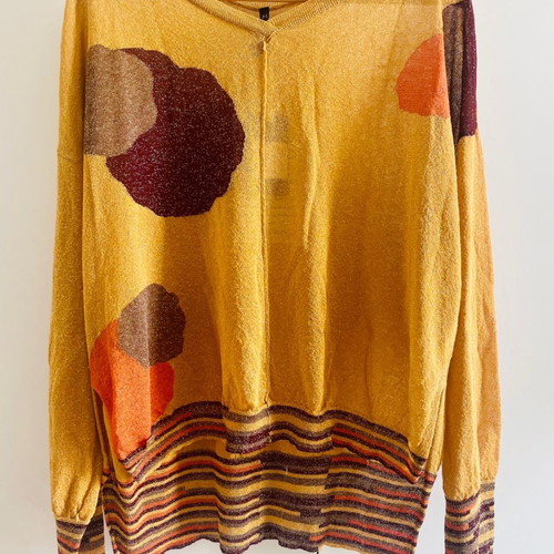 Manila Grace jumper size M new, thin, asymmetrical