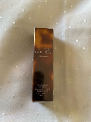 Estée Lauder Bronze Godess Blooming lip balm new 3g