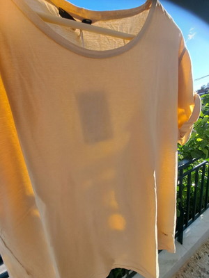 Please Tshirt new, beige, size Small with round neckline and puff sleeves