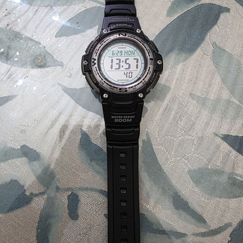 Casio Protrek SGW-100 digital watch like new, black