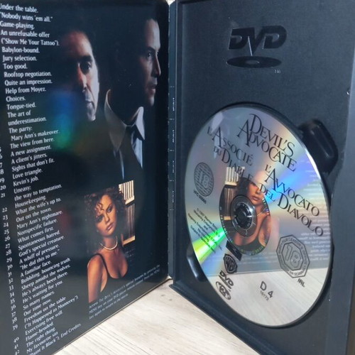 The Devil's Advocate DVD like new with English subtitles