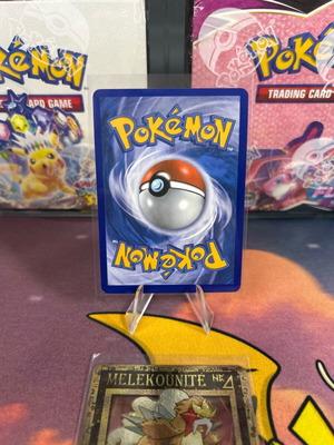 Pokemon card Galvantula Black&white set σαν καινούργιο