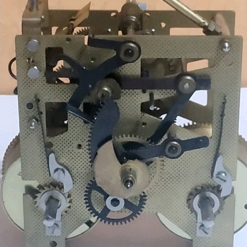 ODO wall clock mechanism like new
