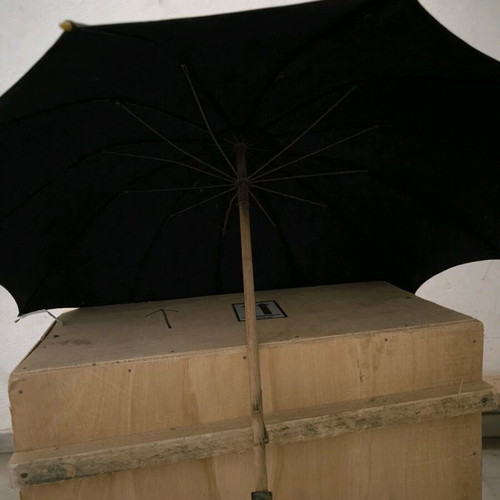Umbrella from 1930 used with 11 functional ribs and original handle