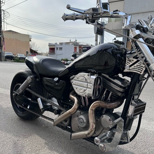 Harley Davidson XL 883 Sportster Sport like new, 1,200cc, 500 km