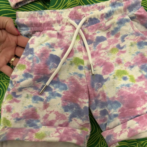Girls' set shorts and t-shirt size 6 years like new, Evita