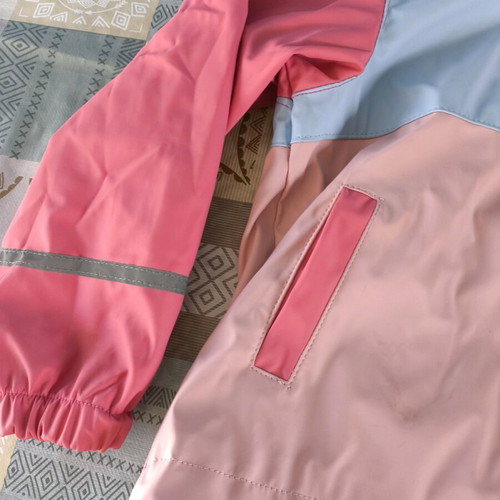 Girls' waterproof jacket 3-5 years like new, pink