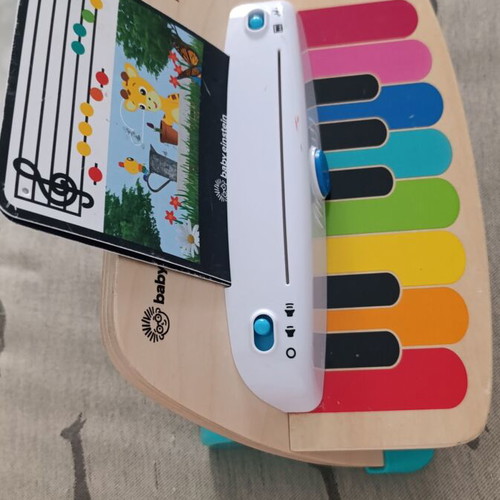 Einstein piano like new