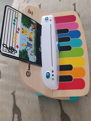 Einstein piano like new